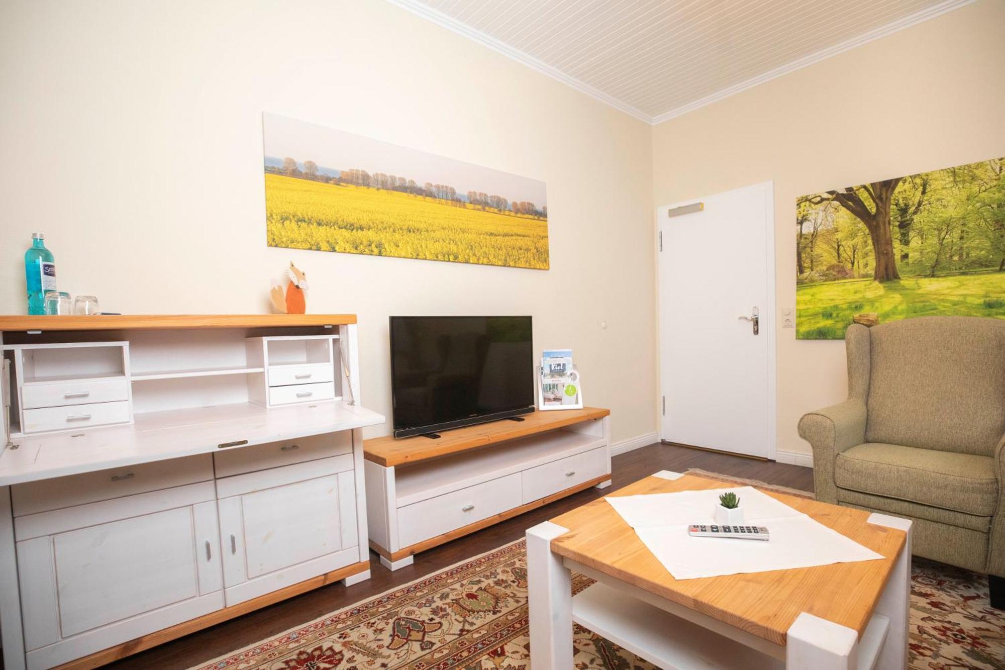 Hotel Villa Tripaldi Schönberg in Holstein エクステリア 写真